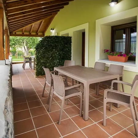 Apartment El Campo Mateo Cangas de Onis